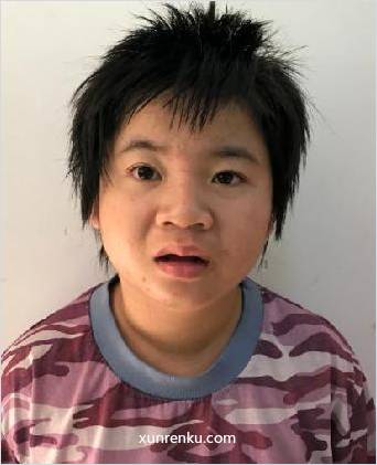 失踪人15岁(目测) 女 C451 精神异常：该人员被发现坐在惠城区信访局对面，时而大哭大笑，时而大吵大闹，行为异常 在惠州市救助站